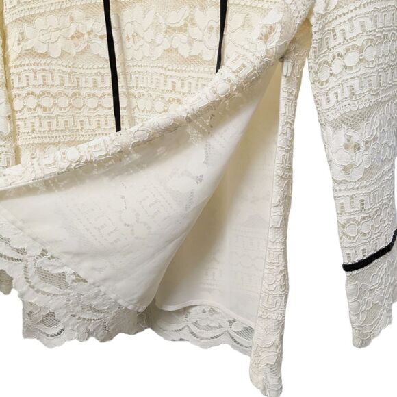 TALBOTS Lace Romantic Velvet Trim Blouse XS - Picture 2 of 7